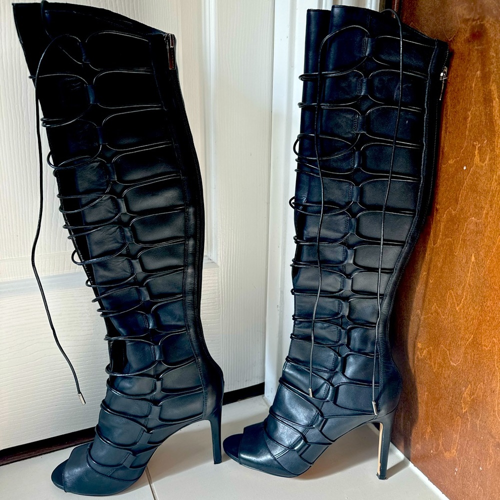 Stunning Vince Camuto Knee high boots!